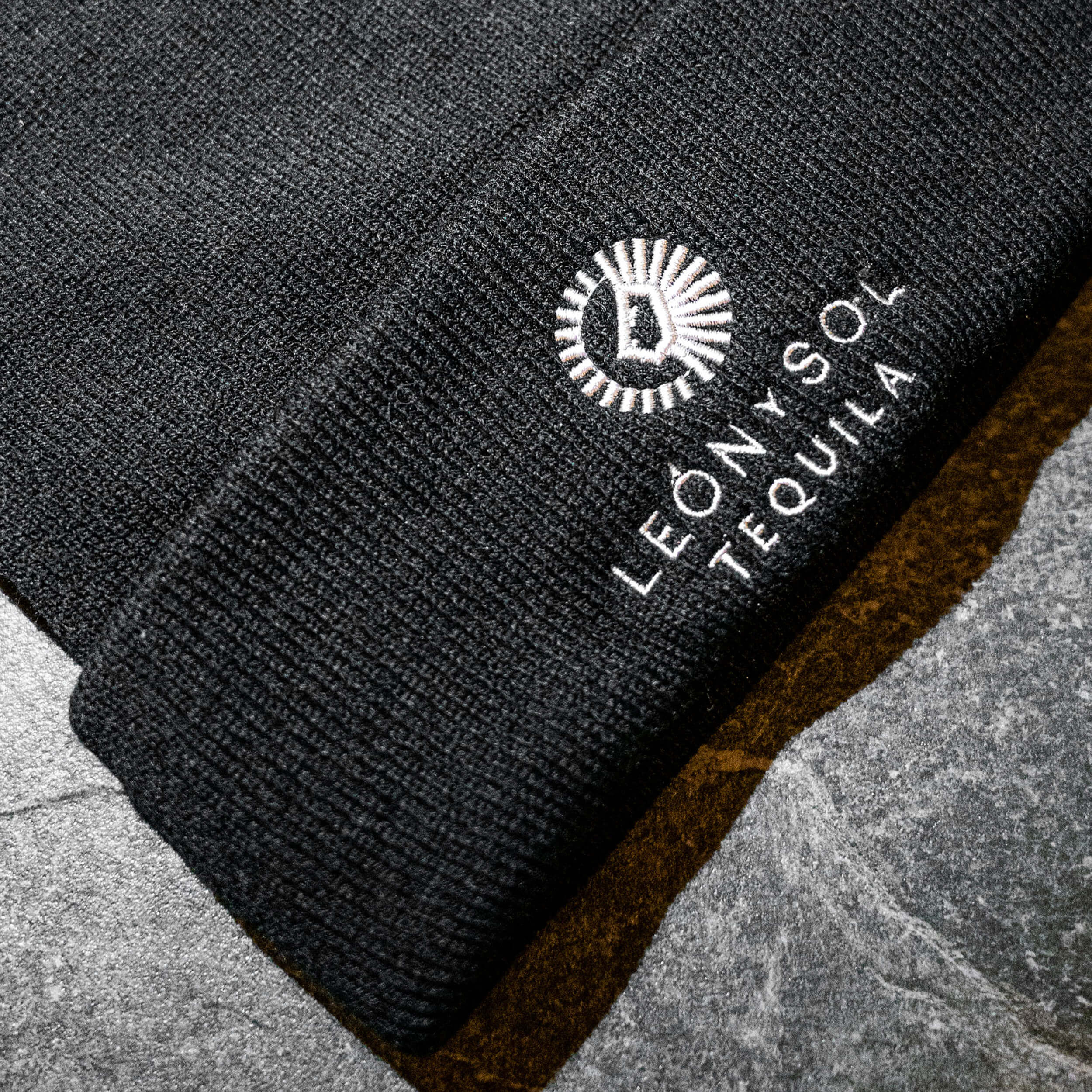 León Y Sol Beanie